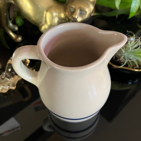 Vintage Robinson Ransbottom Pottery Pitcher Blue and White - Picture 4 of 13